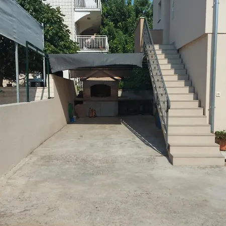 Diva Апартаменты Оребич